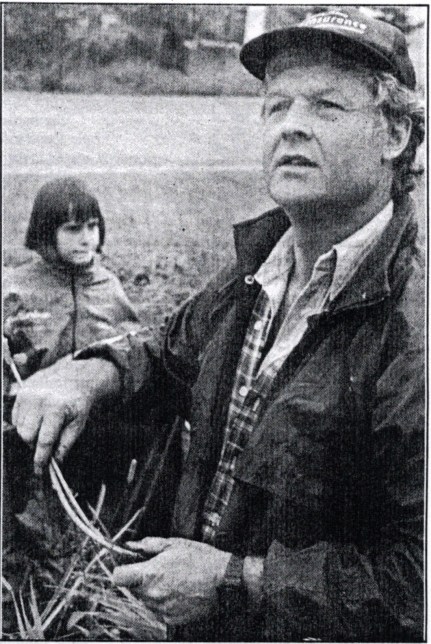 Ed Kayler, an Extension Horticulturist with the Dept.Forest Resources & Agrifoods, has been actively involved in trying to control & eliminate Purple Loosestrife in the area. His latest project,with the help of Scouting Troops & Helen Tulk Elementary Students, was to go into Bishop's Falls at the bottom of the middle access road to dig up the Plant & Prepare them for Composting.